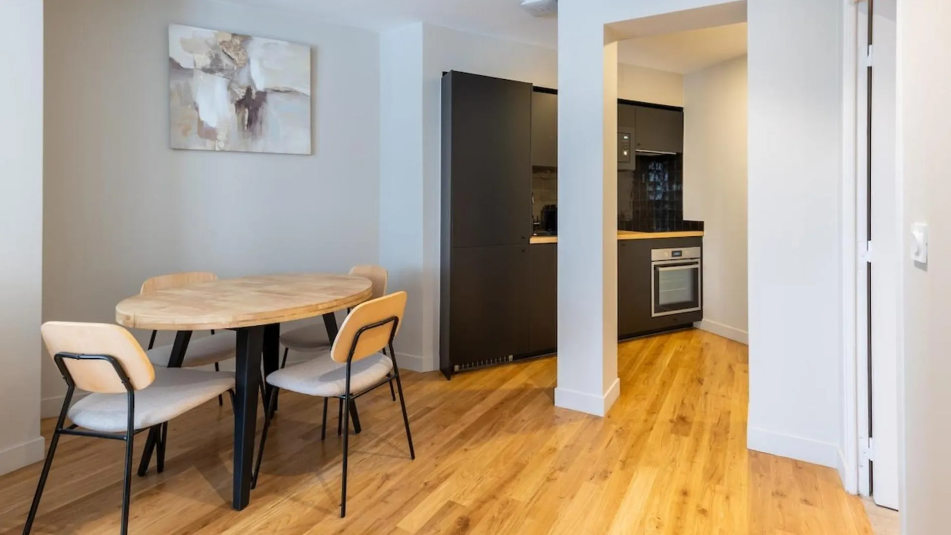 Beautiful & Modern 1Bd Flat Near Montmartre Apartment Paris France