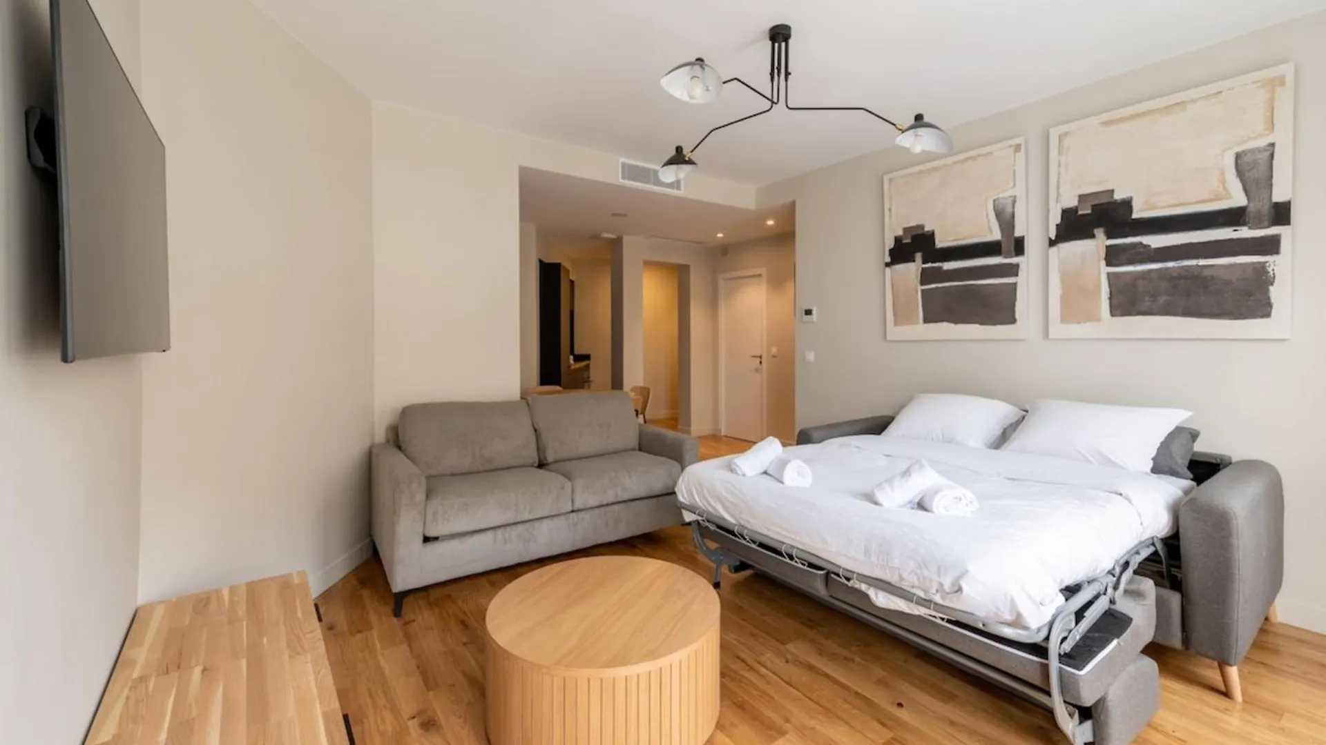 Beautiful & Modern 1Bd Flat Near Montmartre location